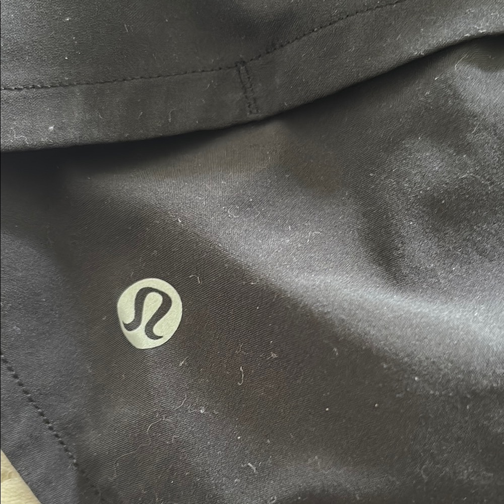 Lululemon speed up shorts - Picture 4 of 4
